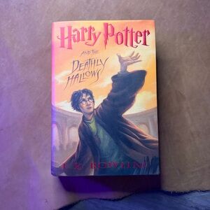 Harry Potter and the Deathly Hallows Book
